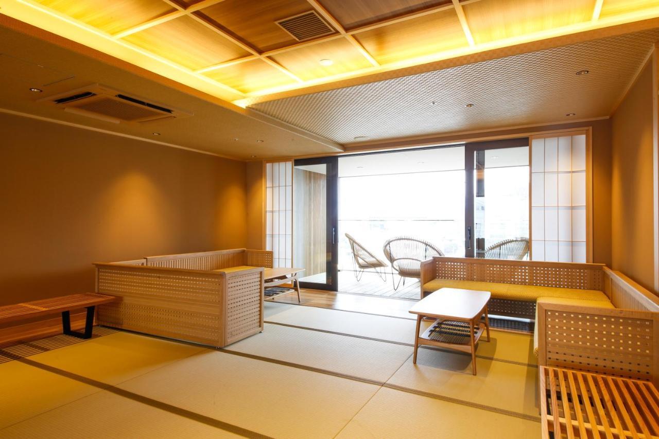 เดอะ ชิโรยามะ เทอเรซ สึยามะ วิลลา Hotel Tsuyama ภายนอก รูปภาพ