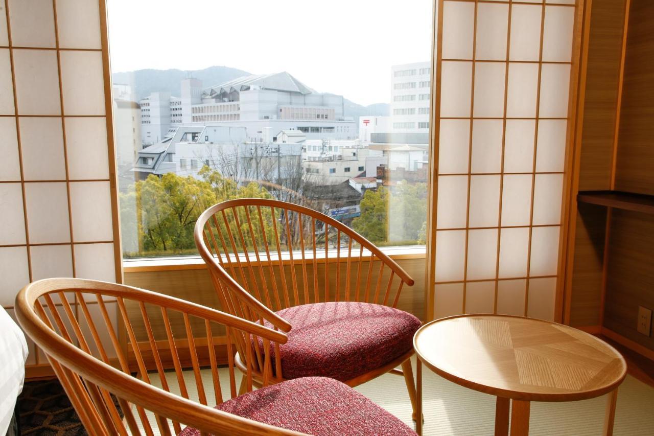 เดอะ ชิโรยามะ เทอเรซ สึยามะ วิลลา Hotel Tsuyama ภายนอก รูปภาพ