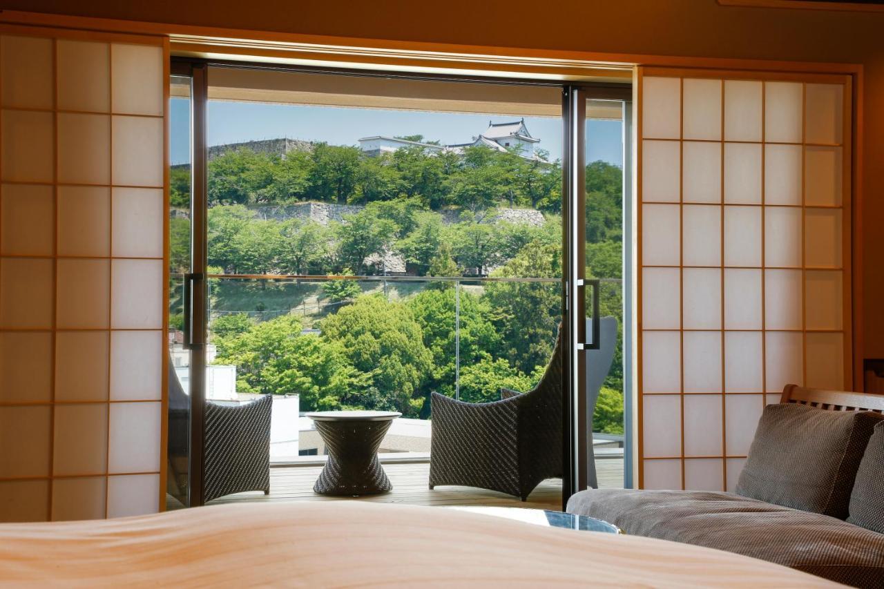 เดอะ ชิโรยามะ เทอเรซ สึยามะ วิลลา Hotel Tsuyama ภายนอก รูปภาพ